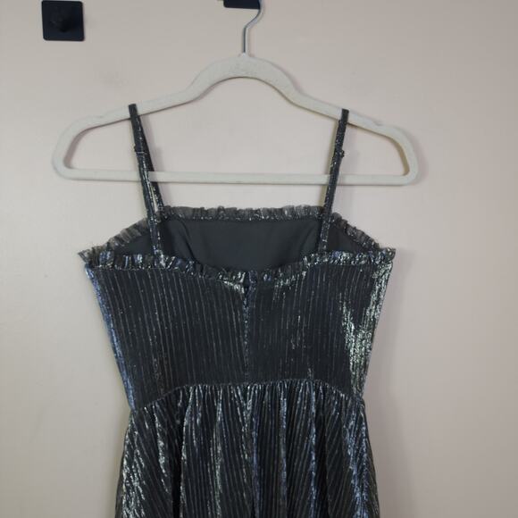 Dress The Population Metallic Liquid Fit and Flare Dress Size S - Picture 7 of 11